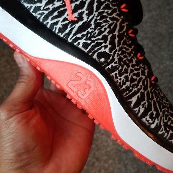 SOLD Nike Jordan Retro Training Elephant Print - Picture 4 of 6